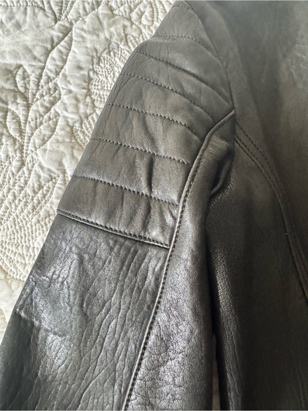 Danier Genuine Leather Moto Jacket Black | Pristine Condition | - Picture 10 of 15